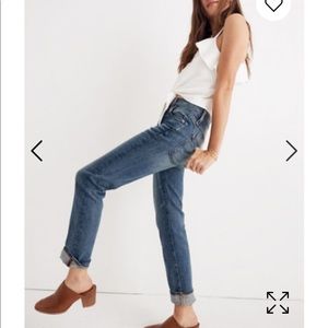 High Rise Slim Boyjean